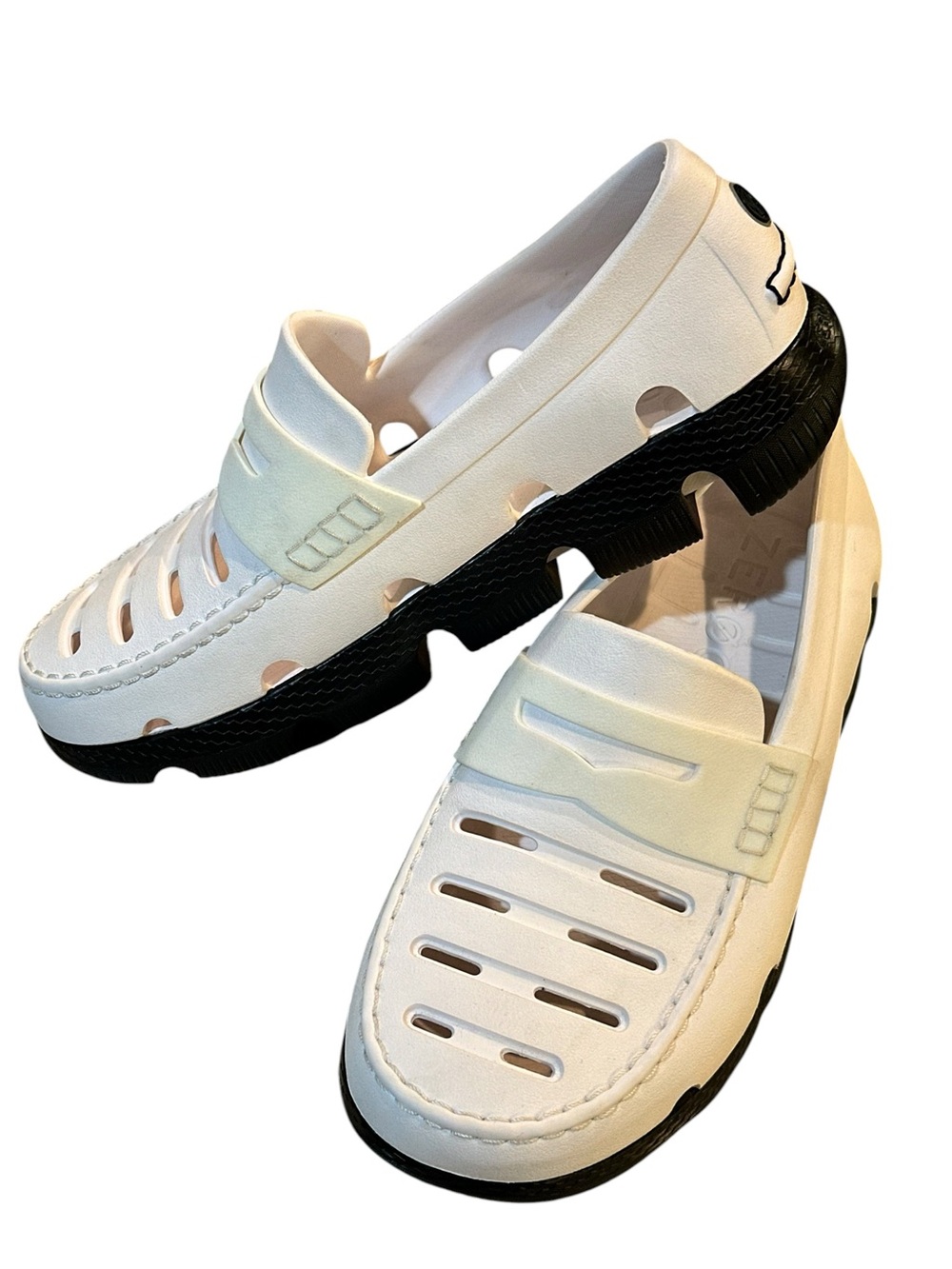 Cole Haan 4.Zerogrand All Day Loafers Women's 8 Men's 6 White Black NWOB